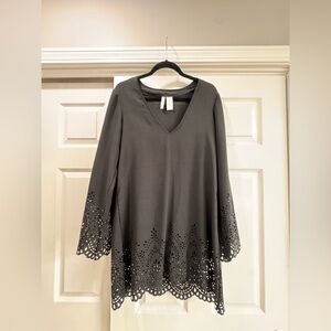 Kenneth Cole Reaction cover up Large laser cut black